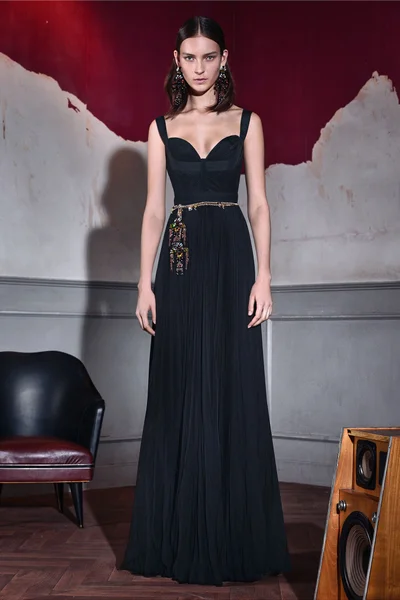 Look 28